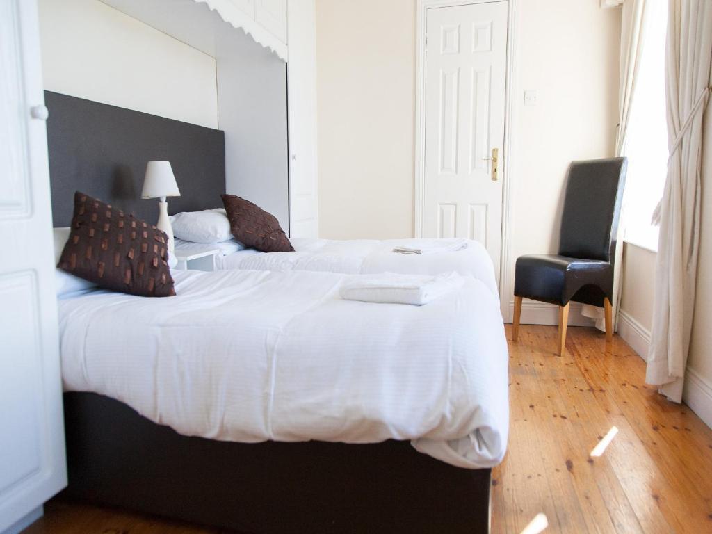 Harleys Guest House Cobh Quarto foto